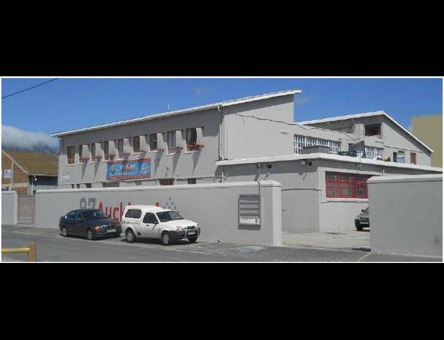 370M² FACTORY TO LET IN PAARDEN EILAND